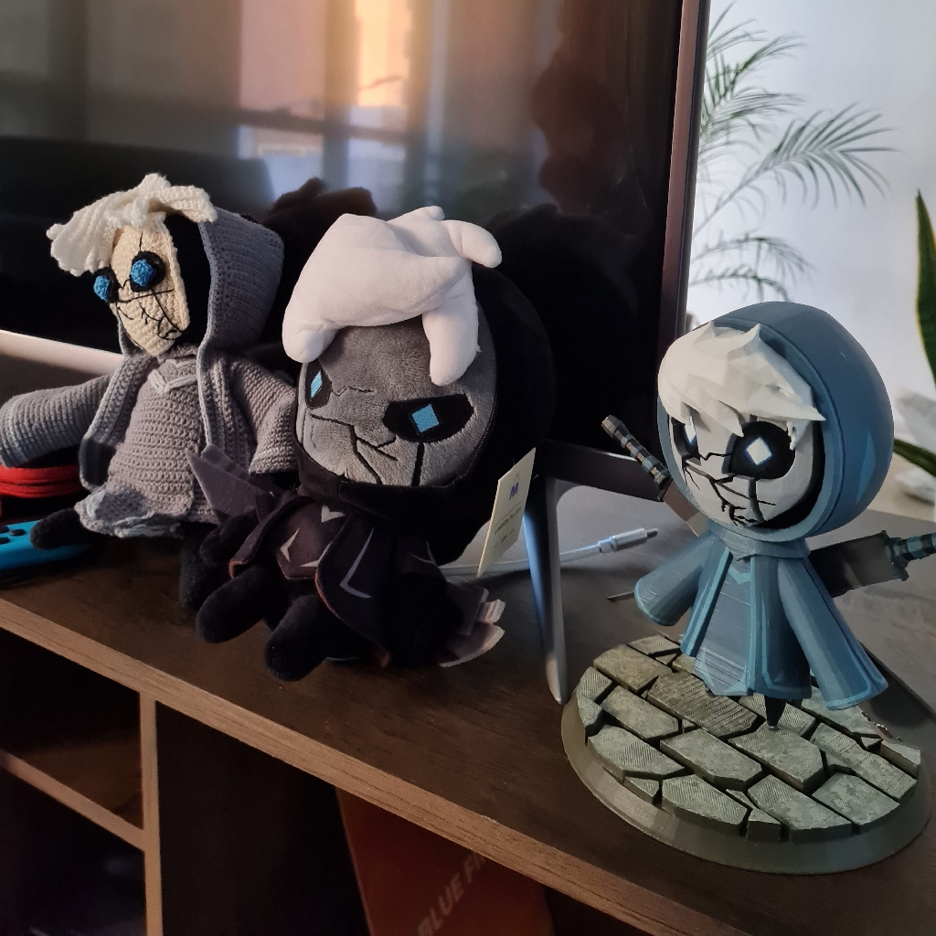 the many incarnations of irl umbra: crochet, plush and plastic